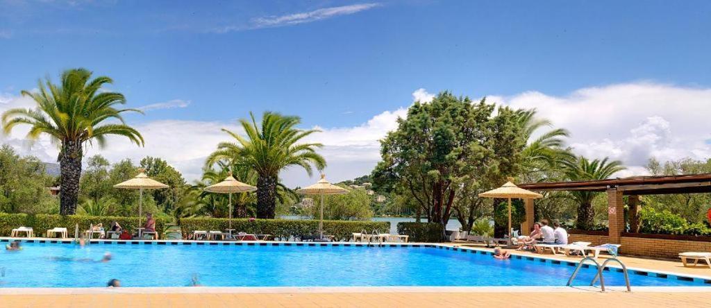 Palm Tree Corfu Apt. Danilia المظهر الخارجي الصورة
